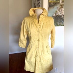 Nice, summer, cotton coat , or wear as a dress, in excellent condition.